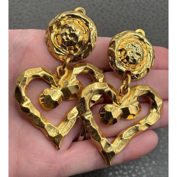 Made In France Jewelry - Vintage Made In France 80s Hammered Massive Heart Dangle Clip Earrings Runway